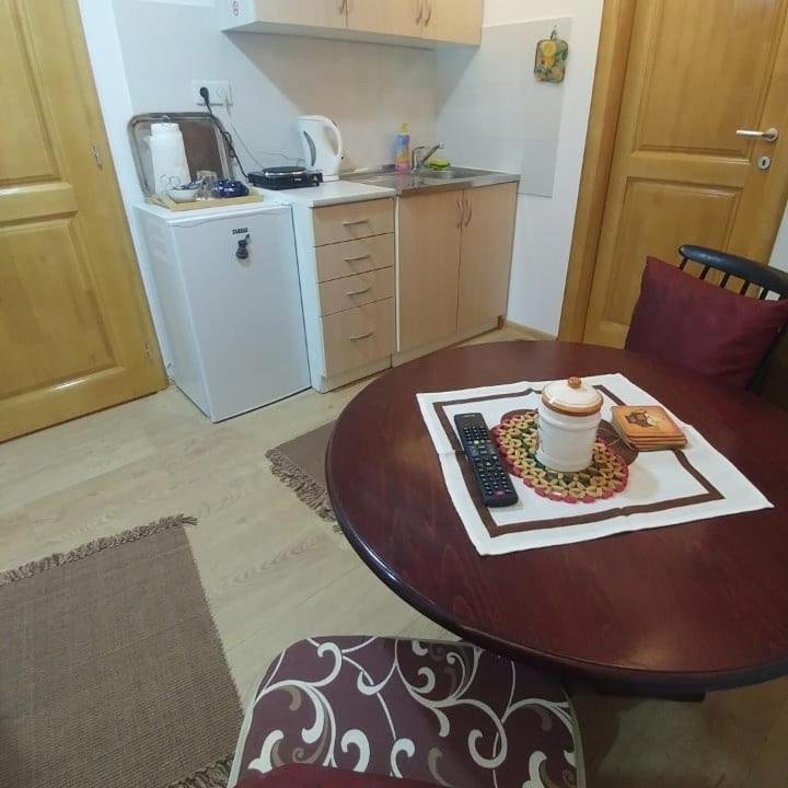 Apartments Vratnik ซาราเยโว ภายนอก รูปภาพ